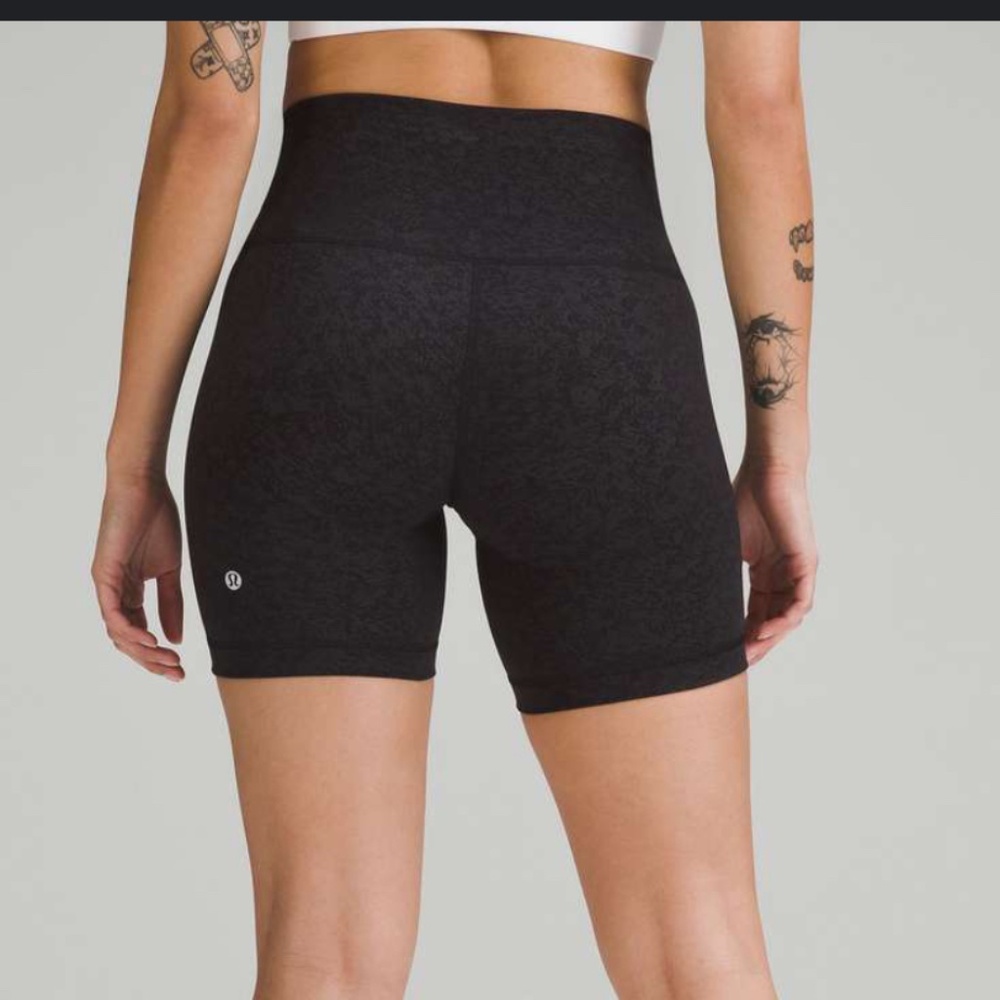 Lululemon wunder train HR 6” short